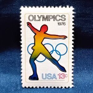 Uncirculated USA 1976 Olympics: Skating 13 Cent Stamp!!